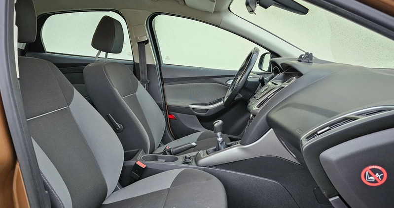 Ford Focus cena 23900 przebieg: 187000, rok produkcji 2013 z Maszewo małe 781